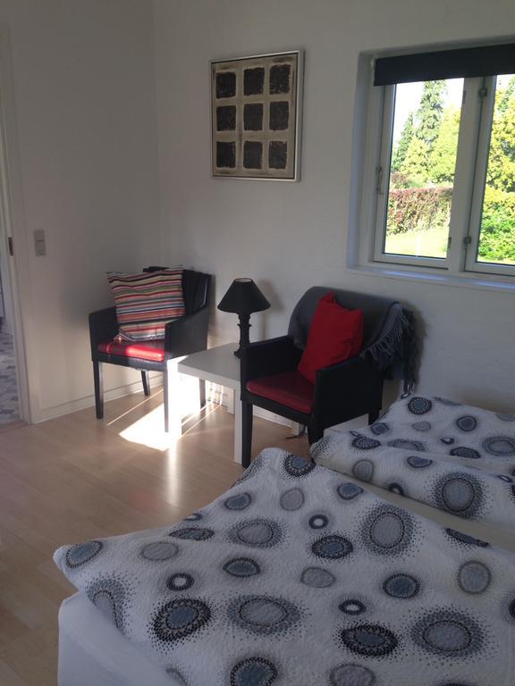 Birkende Bed And Breakfast Langeskov Стая снимка